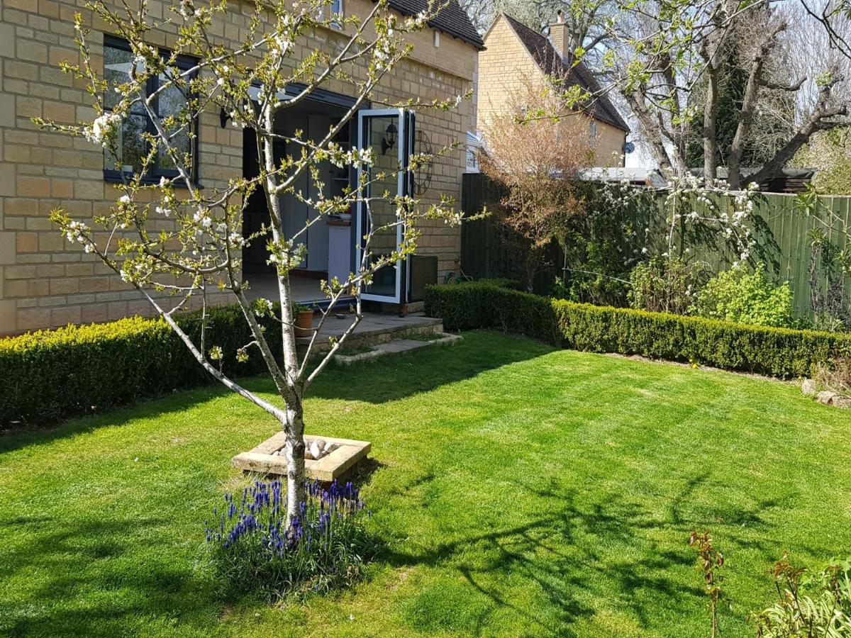Villa Rosemead Moreton-in-Marsh Exterior foto